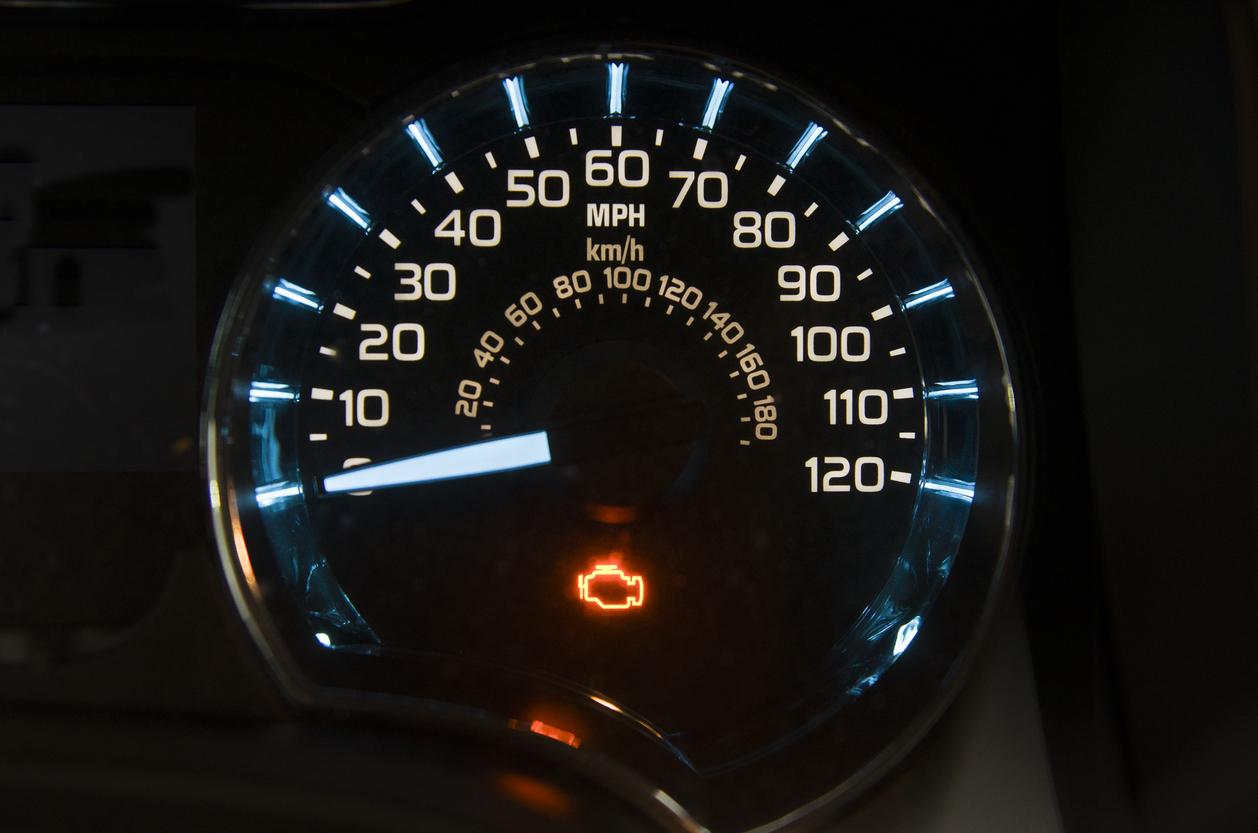 Check engine light and car repair service in Lincoln Park